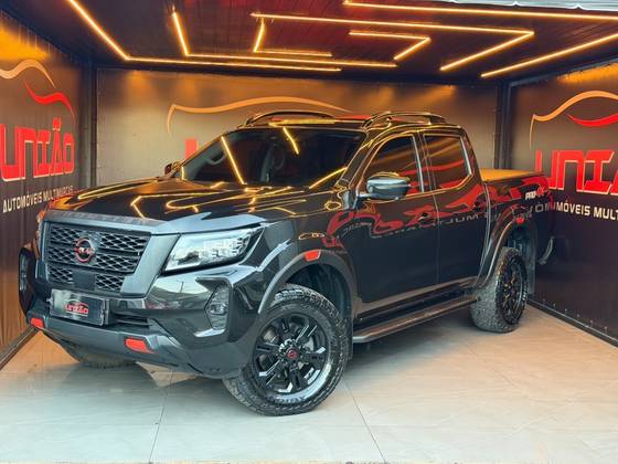 NISSAN FRONTIER 2.3 16V TURBO DIESEL PRO4X CD 4X4 AUTOMÁTICO NISSAN FRONTIER 2.3 16V TURBO DIESEL PRO4X CD 4X4 AUTOMÁTICO